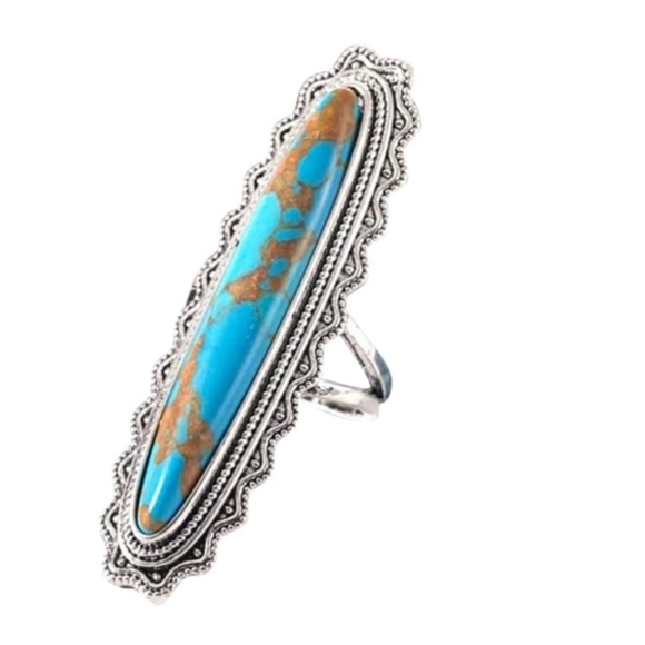 Vintage Silver and Blue Ring with Intricate Design - Picture 1 of 3
